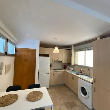 2 Bedrooms And Sofa Bed Flat By Wayra Tarifa